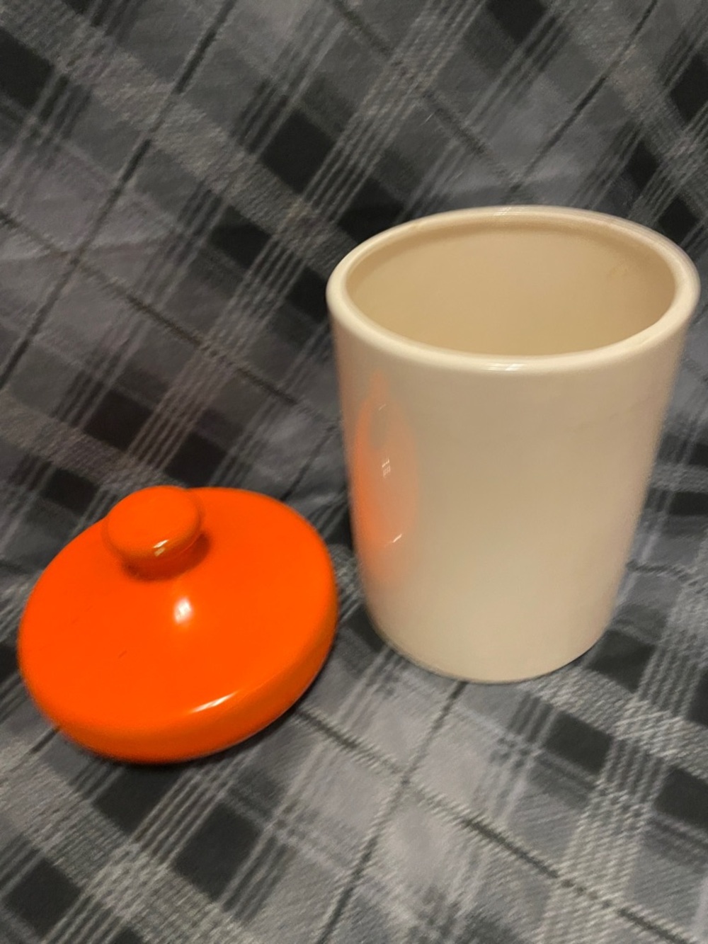 1970s Ceramic Cookie Canister with Orange Lid - Picture 6 of 9